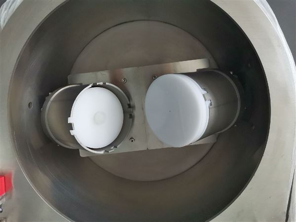 真空搅拌脱泡机.jpg 真空搅拌脱泡机.jpg