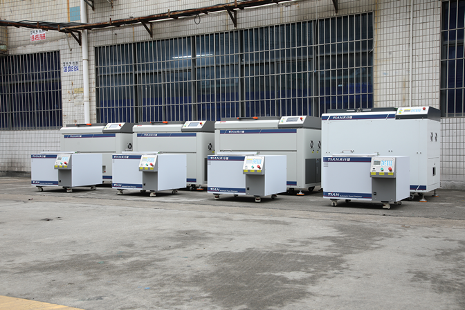 天行健真空搅拌脱泡机